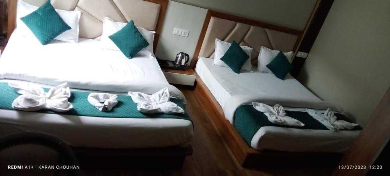 Hotel Hostel Vimal Ganga ริชิเคช ภายนอก รูปภาพ