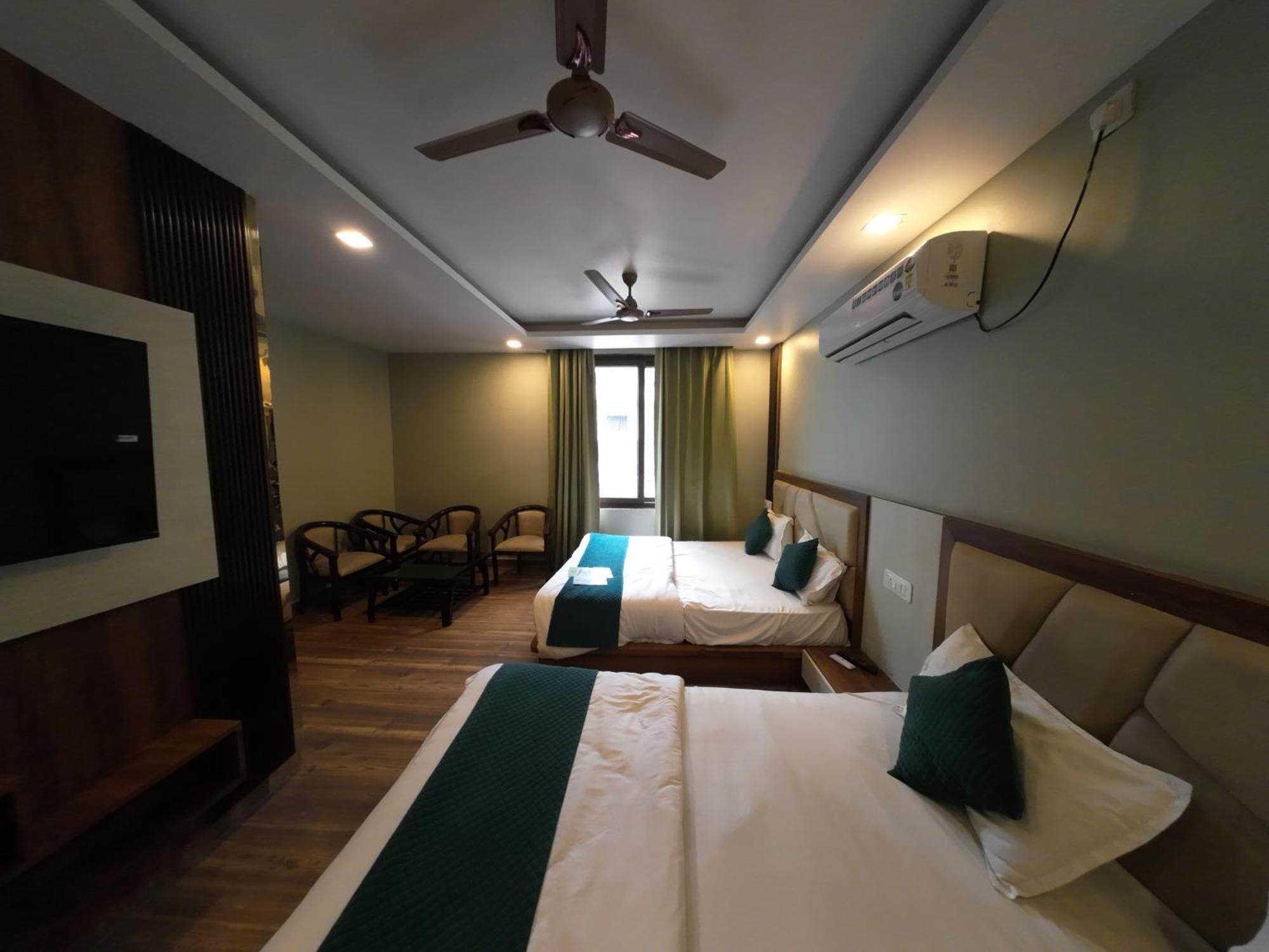 Hotel Hostel Vimal Ganga ริชิเคช ภายนอก รูปภาพ
