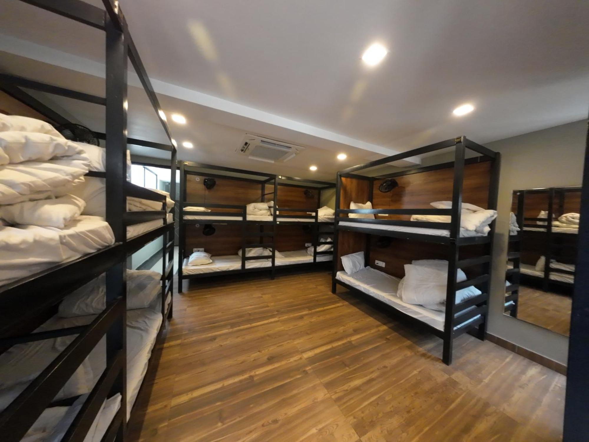 Hotel Hostel Vimal Ganga ริชิเคช ภายนอก รูปภาพ