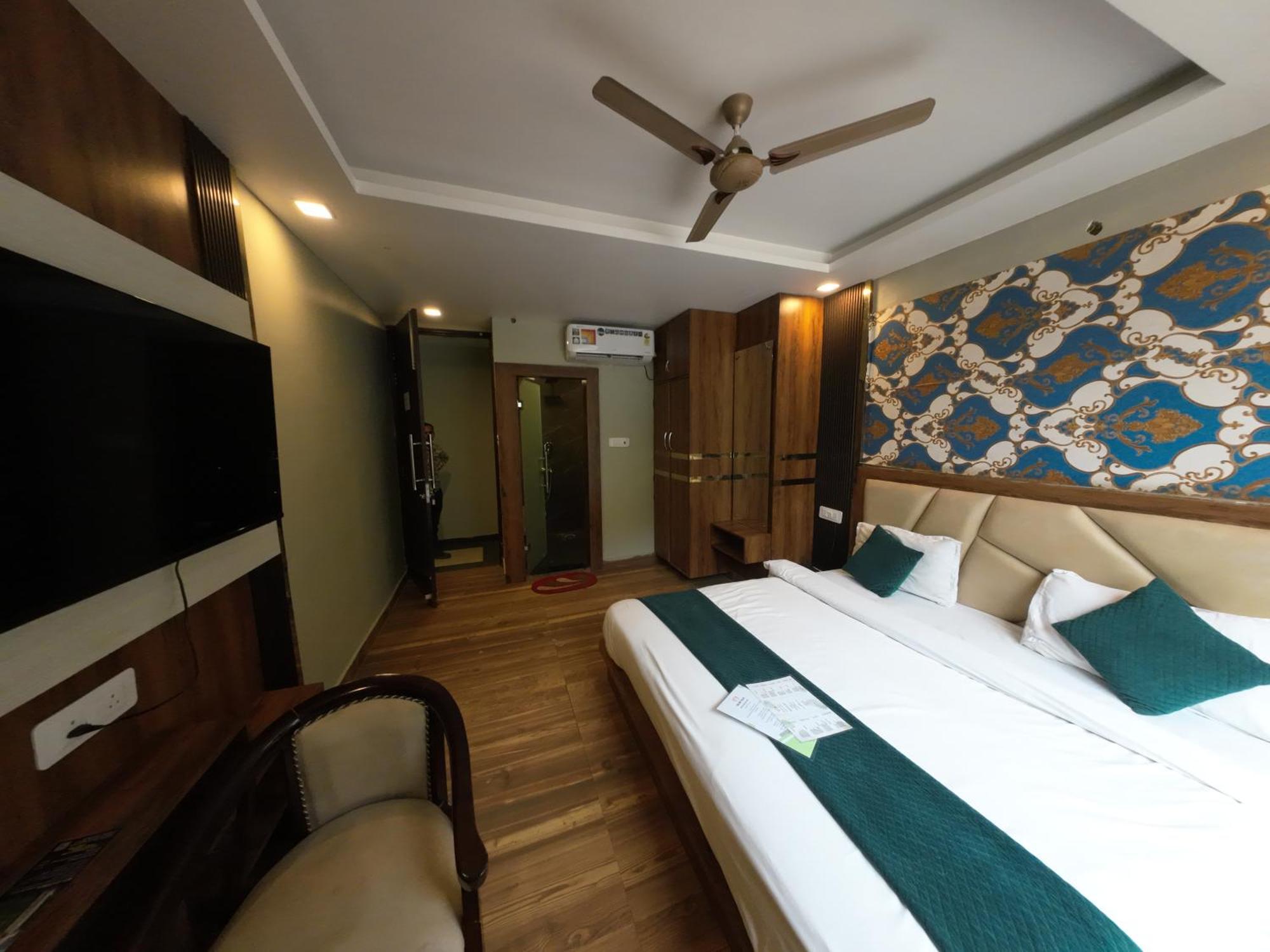 Hotel Hostel Vimal Ganga ริชิเคช ภายนอก รูปภาพ